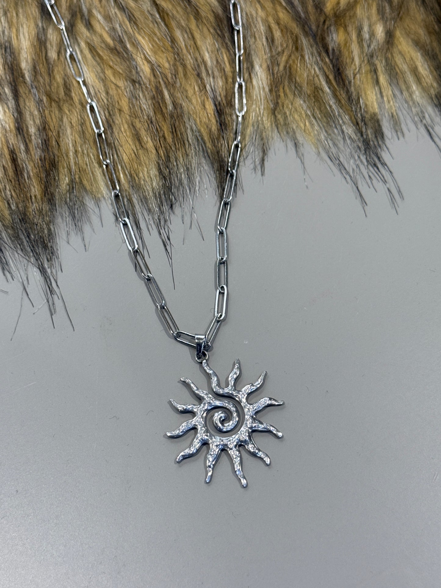 CADENA SOL PLATEADA