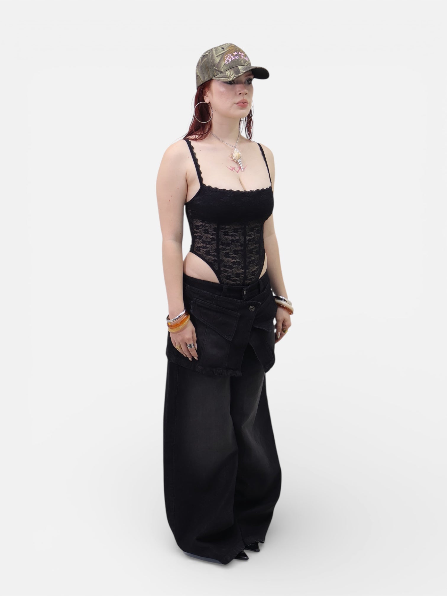 GARDEN LACE BODYSUIT NEGRO