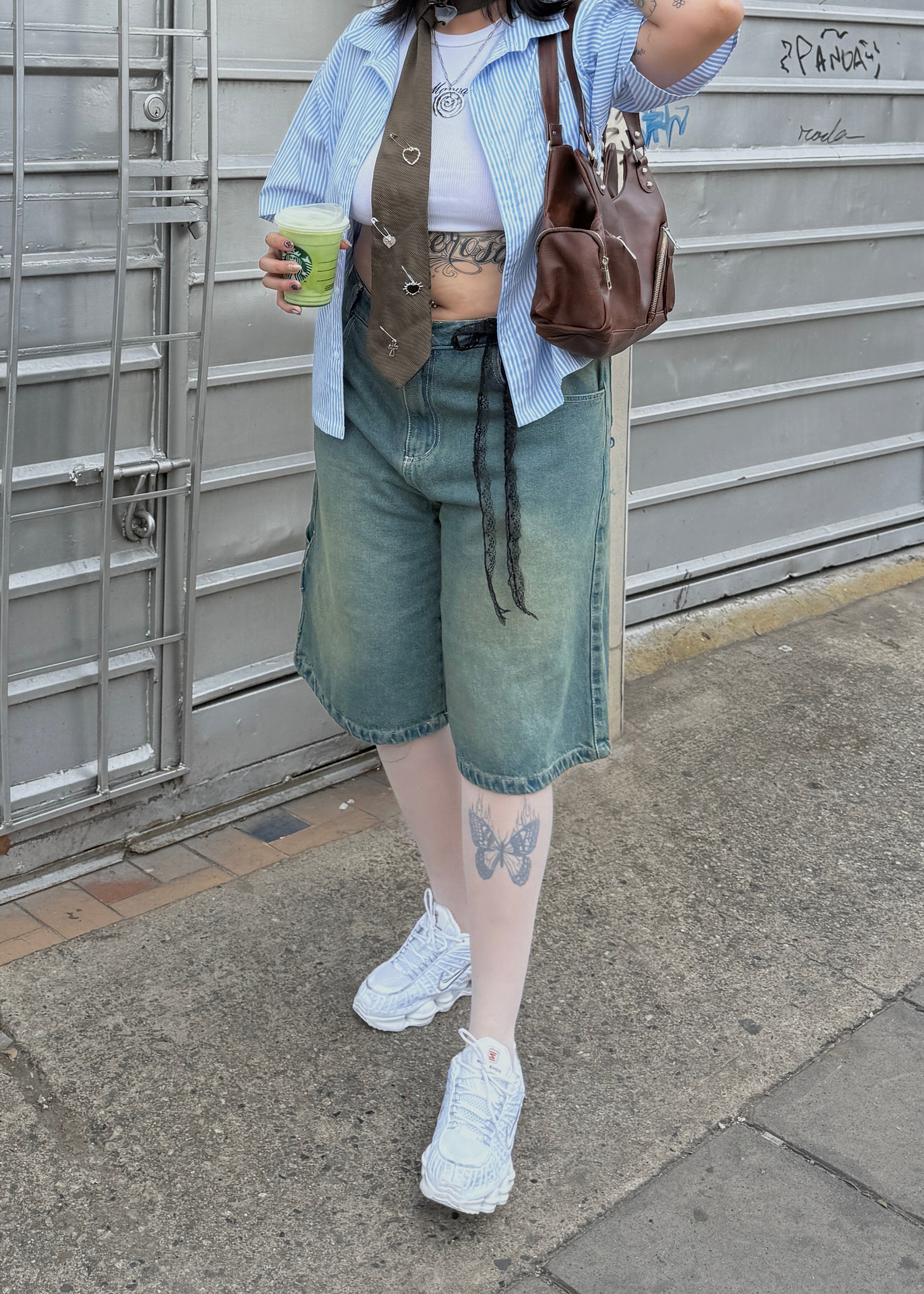 JORTS DENIM TONO CLARO