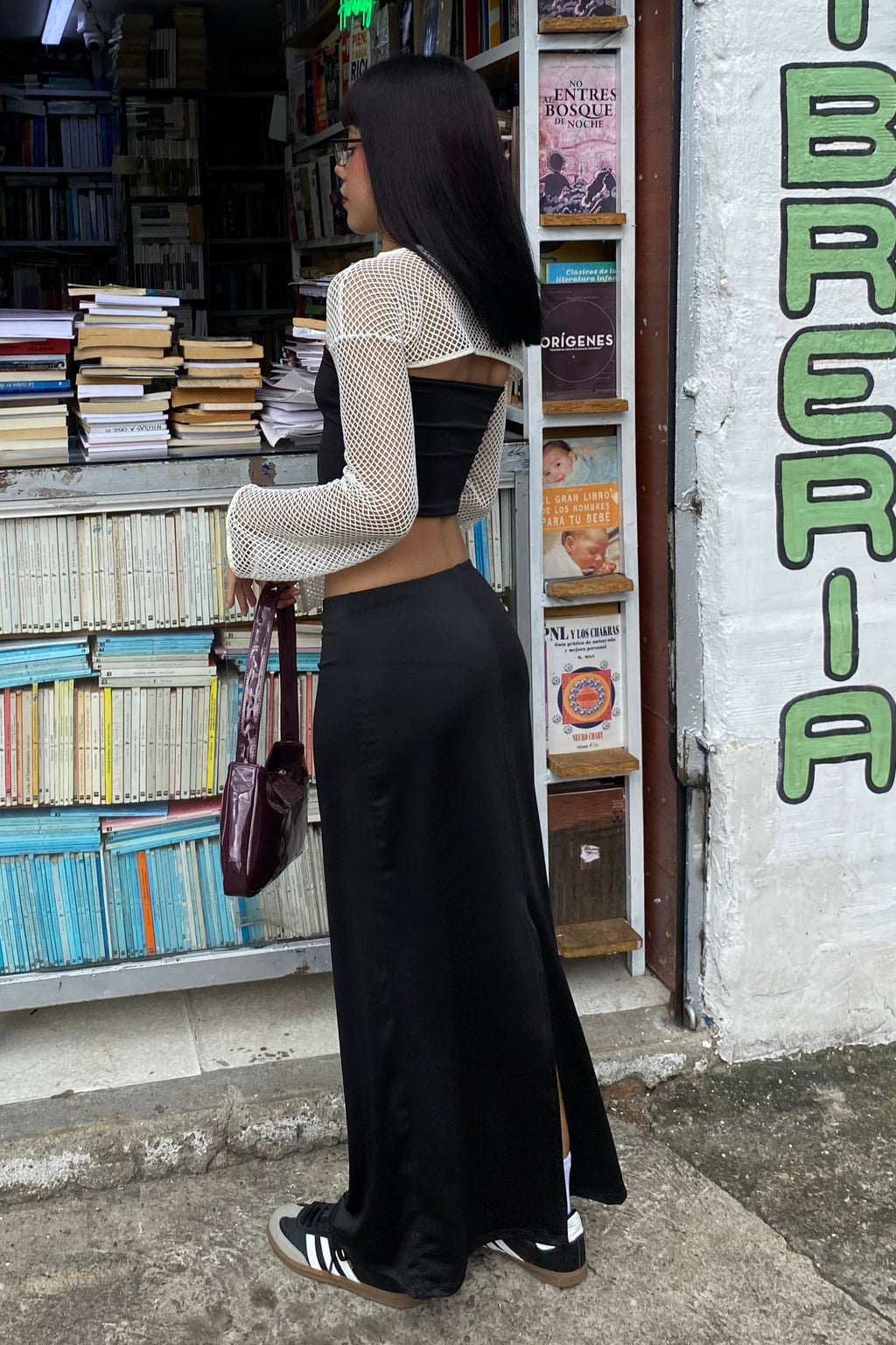 FALDA MIDI NEGRA