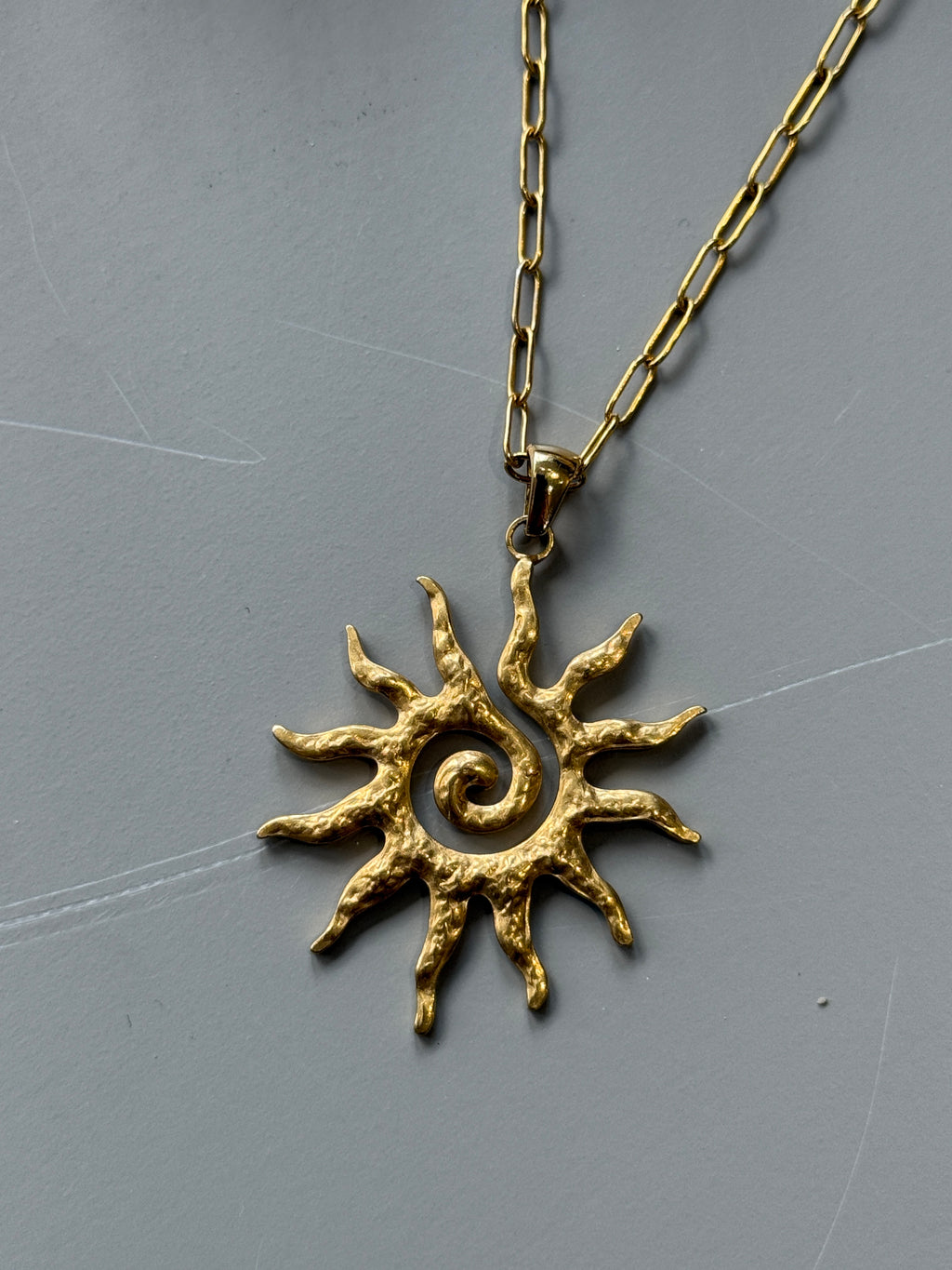 CADENA SOL DORADA