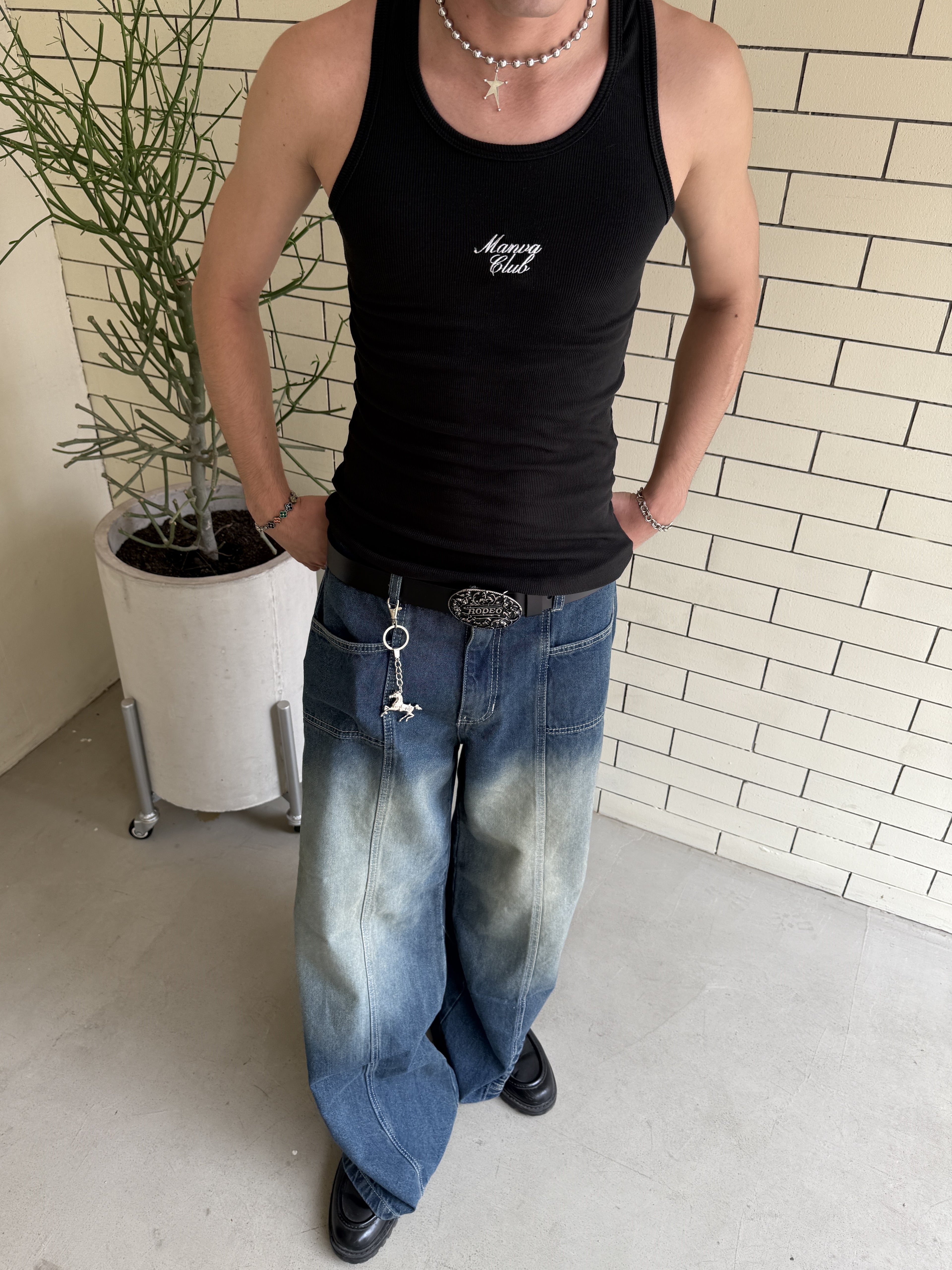 WASHED BLUE LOW RISE.