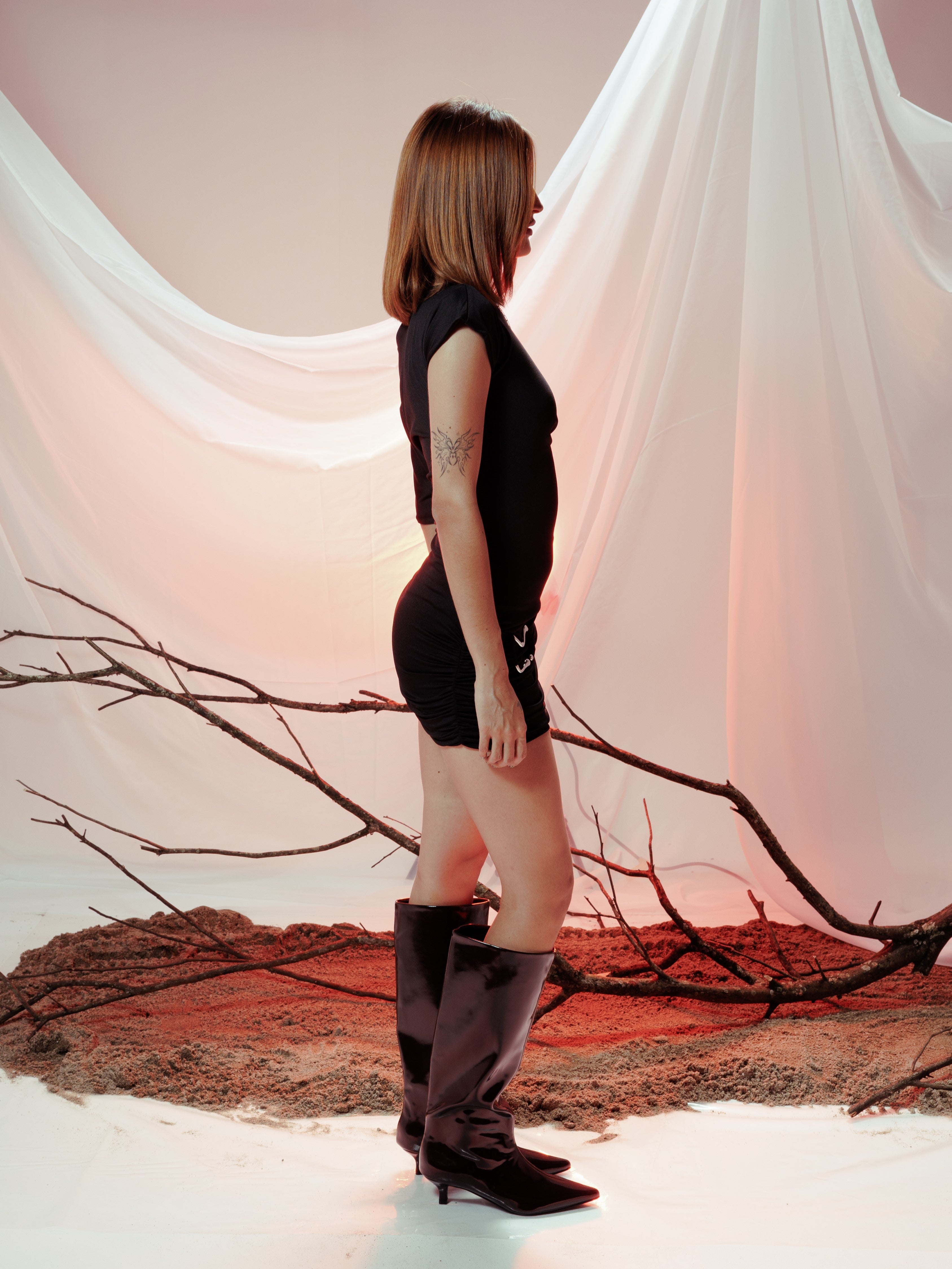 NARA MINI DRESS NEGRO